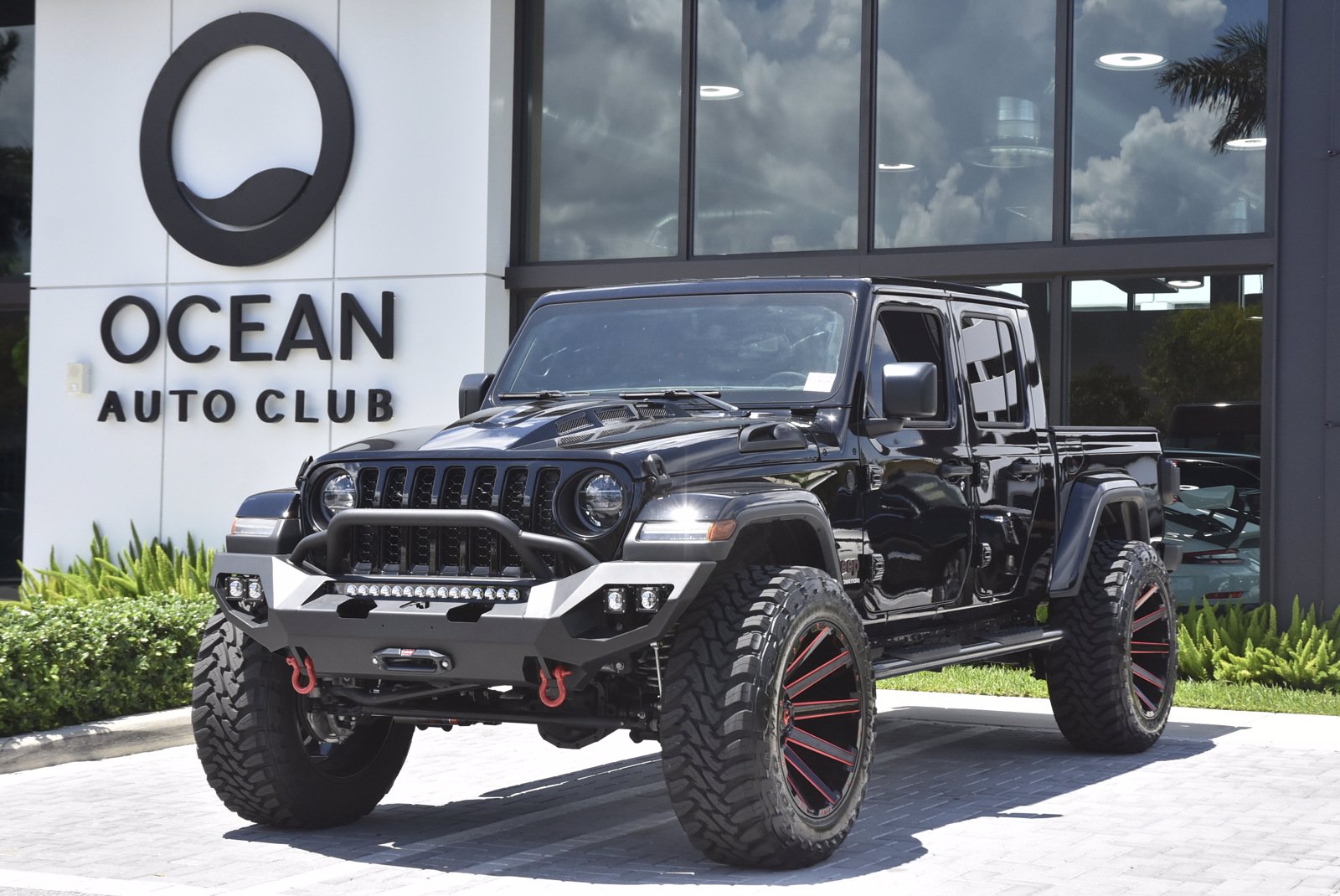 Pre-Owned 2020 Jeep Gladiator Overland 4D Crew Cab in ...