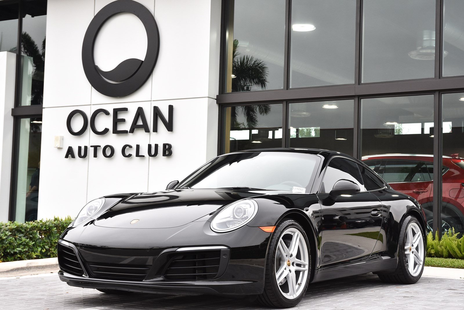 Pre-Owned 2017 Porsche 911 2D Coupe in Doral #L19282 | Ocean Auto Club