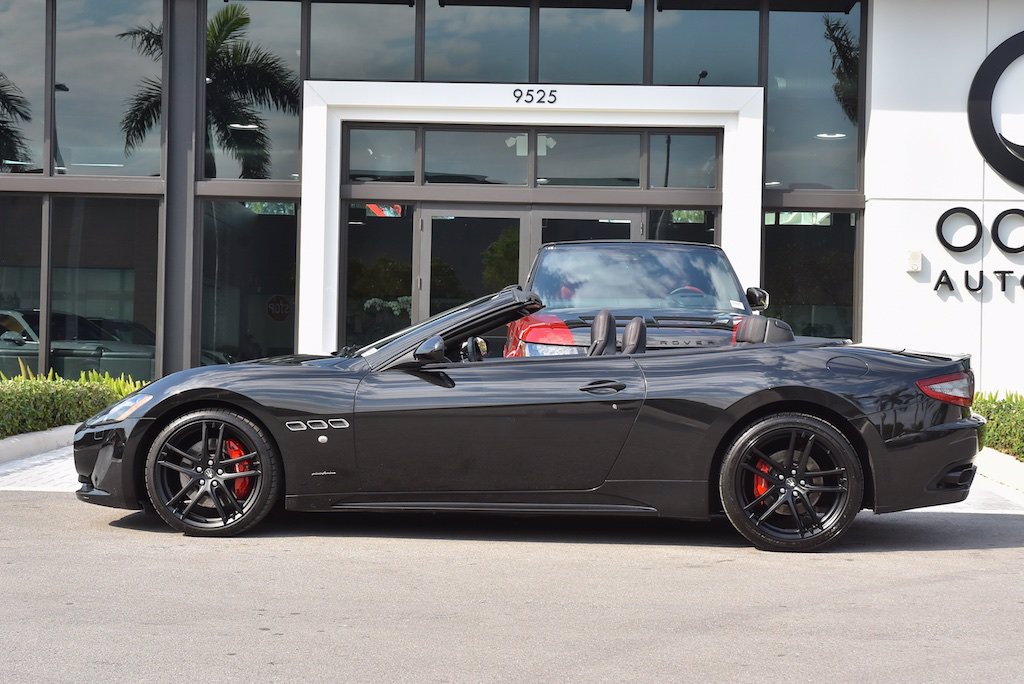 Pre Owned 2016 Maserati Granturismo 2d Convertible In Doral L19283